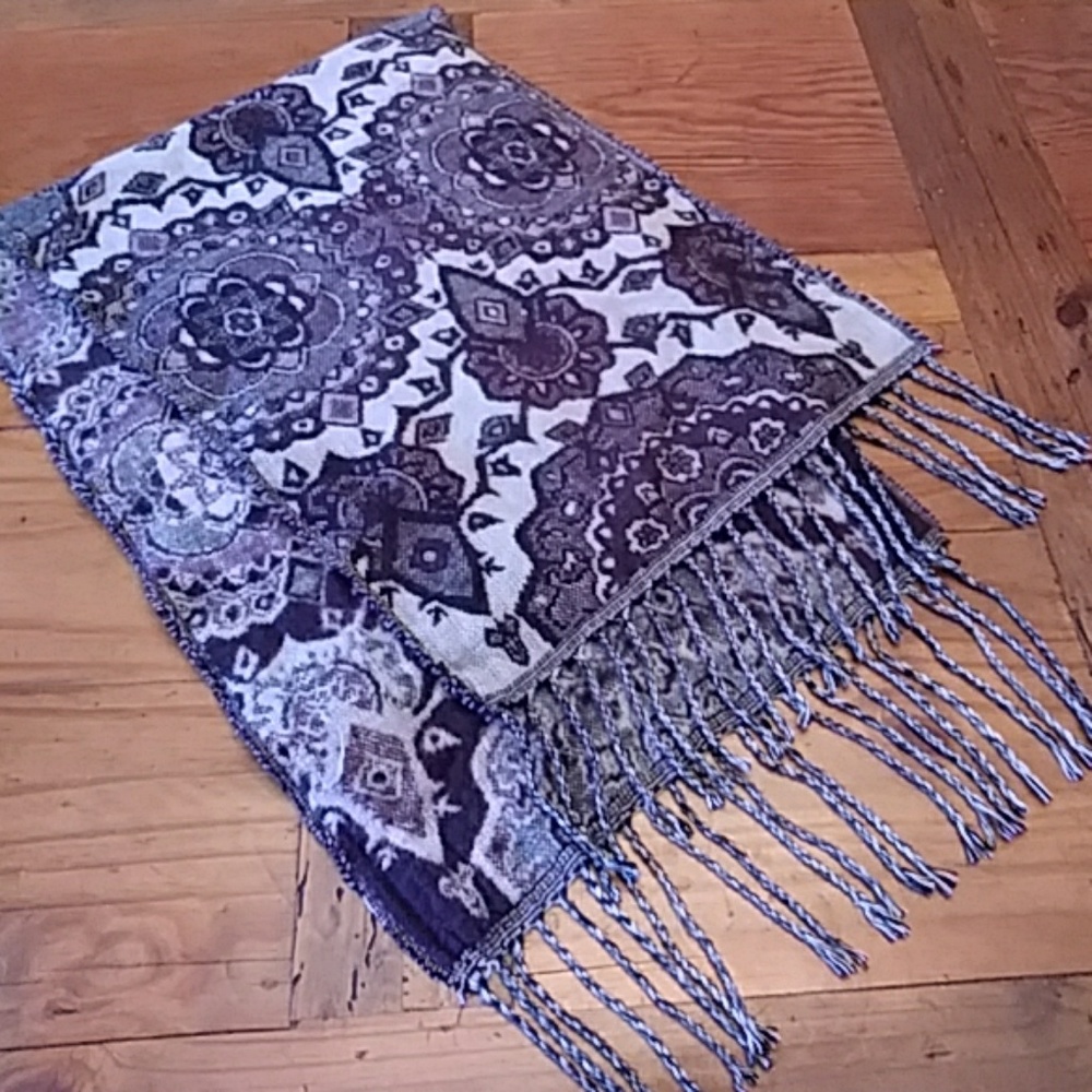 Winter scarf